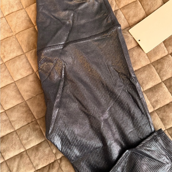 lululemon Shimmering Black/Blue Leggings - Picture 5 of 6